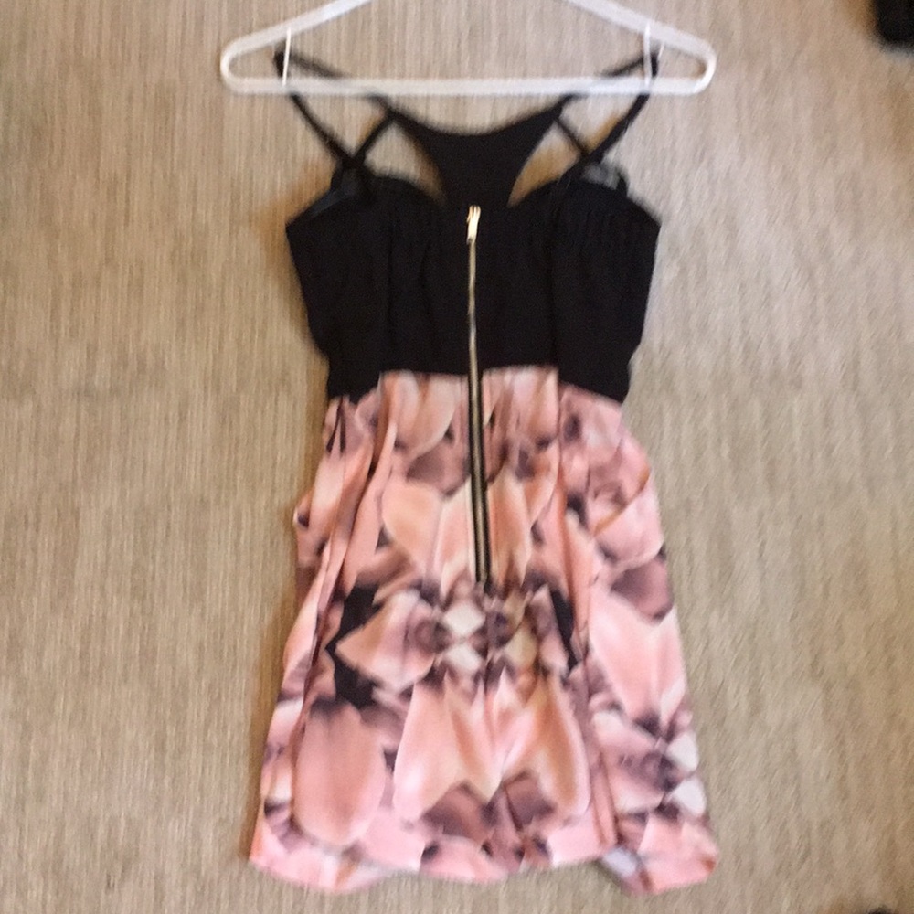 Romper - Picture 4 of 5